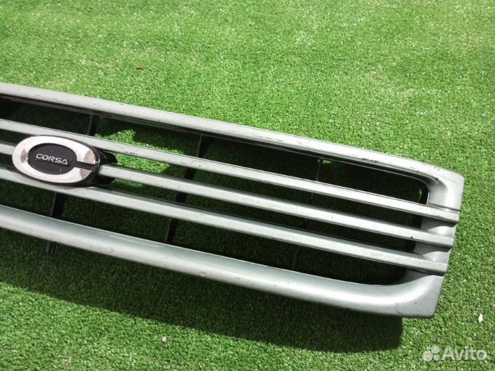 Решетка радиатора Toyota Corsa EL41 1990-1993