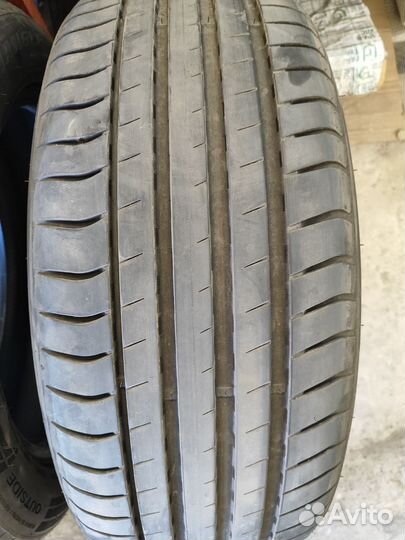 Triangle EffeXSport TH202 235/55 R19 105W