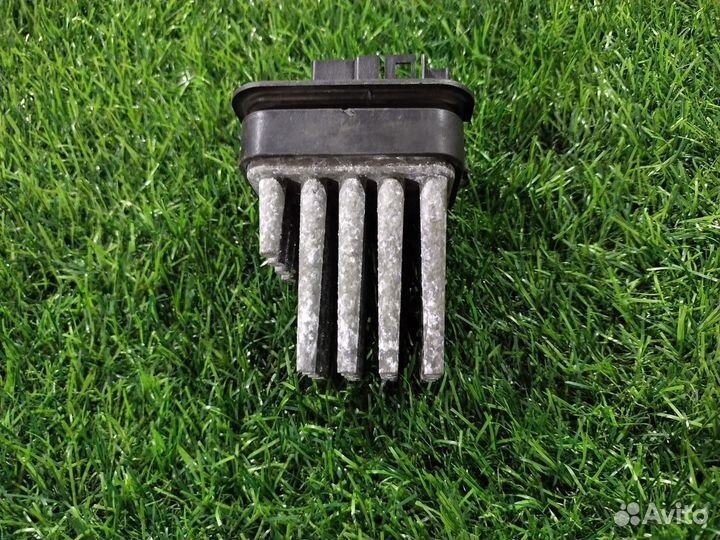 Резистор отопителя Opel Astra (H) III