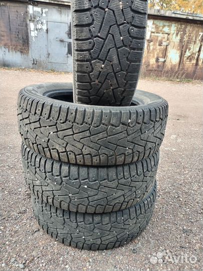 Pirelli Ice Zero 225/60 R17