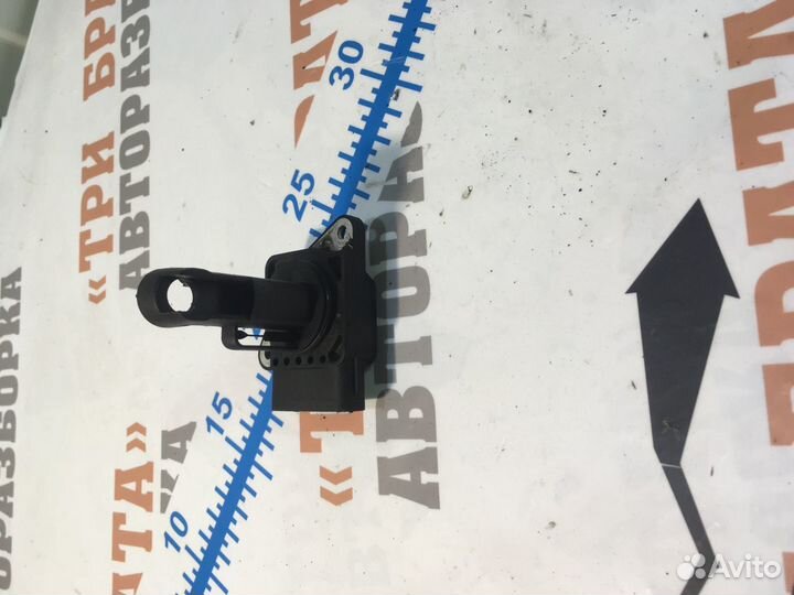 Тойота Хайлюкс Расходомер воздуха (дмрв)