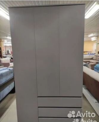 Шкаф