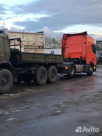 Водитель грузового эвакуатора
