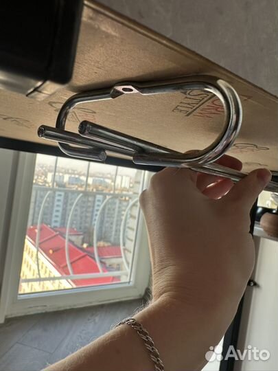 Подвесной держатель для бокалов