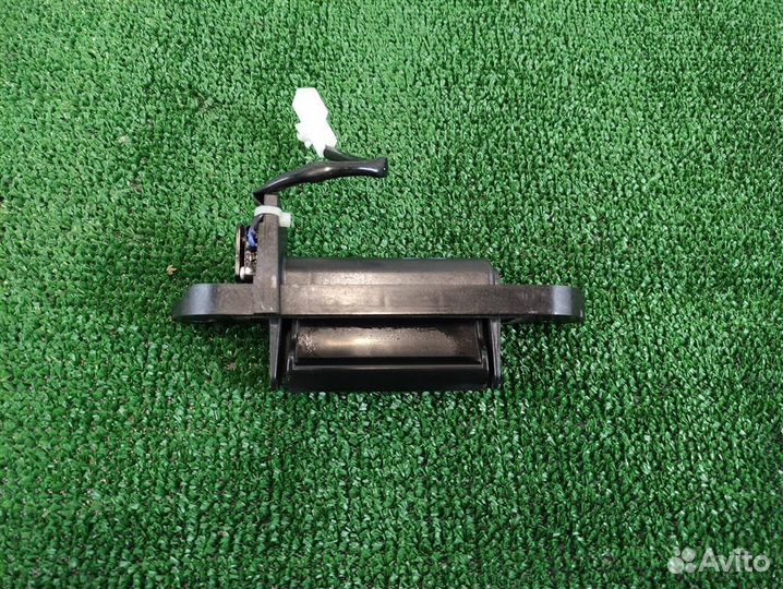 Ручка открытия крышки багажника Mitsubishi Lancer