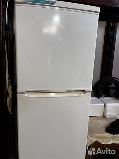 Холодильник бу stinol