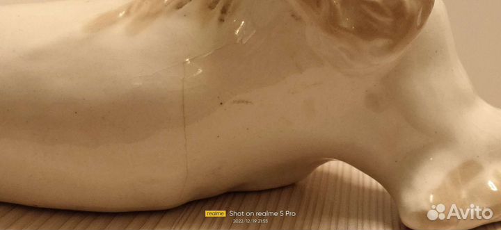 Статуэтка фарфор