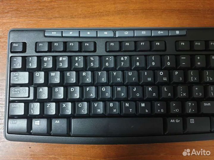 Клавиатура Logitech K200