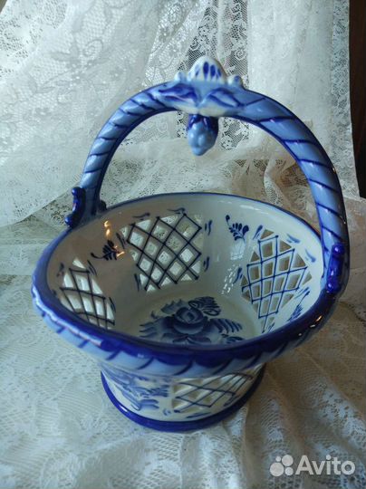Корзина для фруктов или конфет Гжель