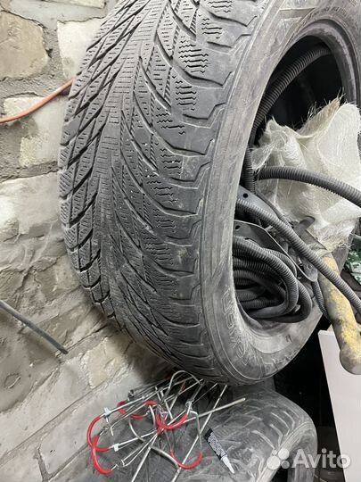 Nokian Tyres Hakkapeliitta R2 245/50 R18