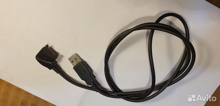 USB-кабель Sony Ericsson, Simmens