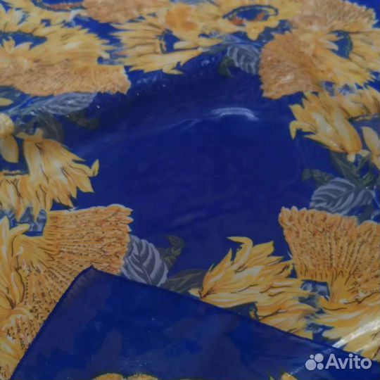 Подсолнухи красивый платок