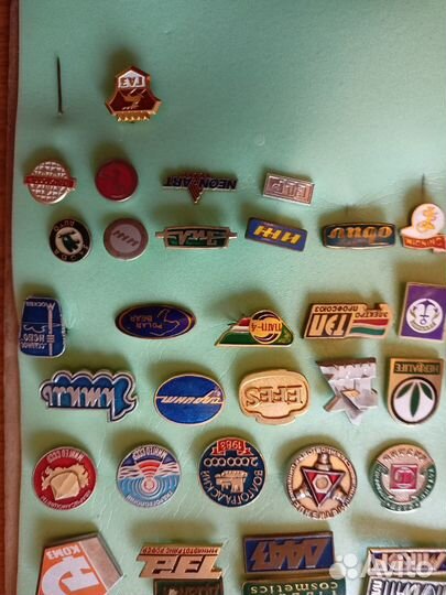 Значки, предприятия, организации, фирмы, школы