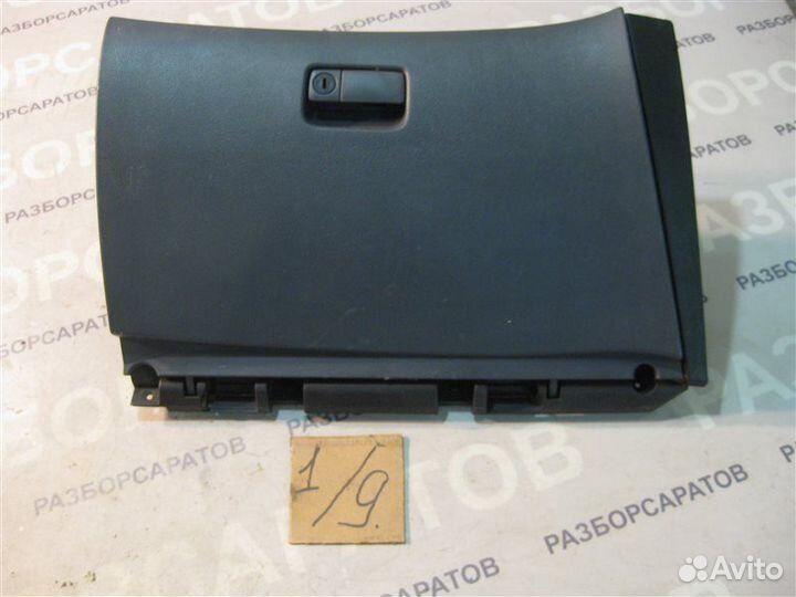 Бардачок Nissan Primera P12 седан QG16DE 1.6 2004