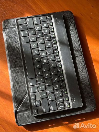 Клавиатура для iPad