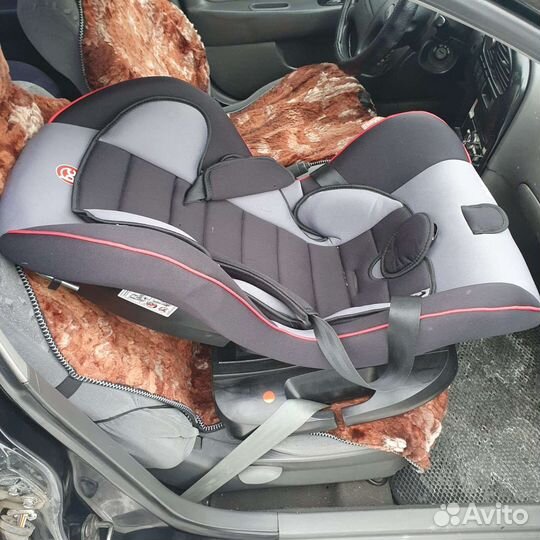 Детское автокресло от 0 до 13 кг