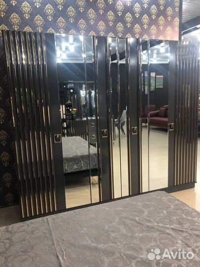 Спальня в подарок на свадьбу