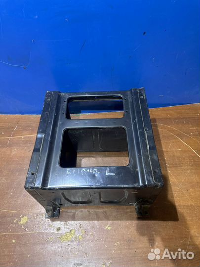 Короб сиденья левый Mercedes W639 Vito Viano