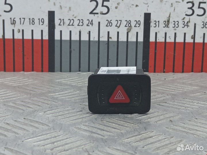 Кнопка для Volkswagen Golf 4