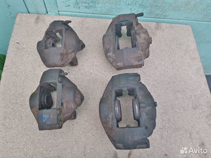 Суппорт тормозной под перебор для Mercedes W123