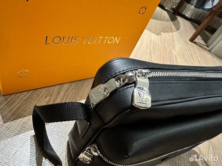 Сумка Louis Vuitton унисекс, оригинал