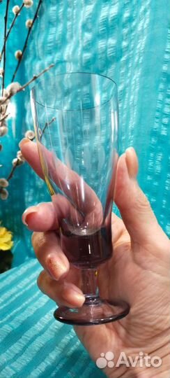 Бокалы марганцевого стекла. Прошлый век
