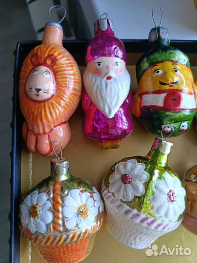 Ёлочные стеклянные игрушки