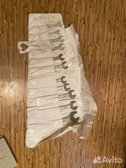 Метчики и плашки, фреза, стеклорезы, угольник