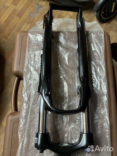 Вилка suntour 27.5