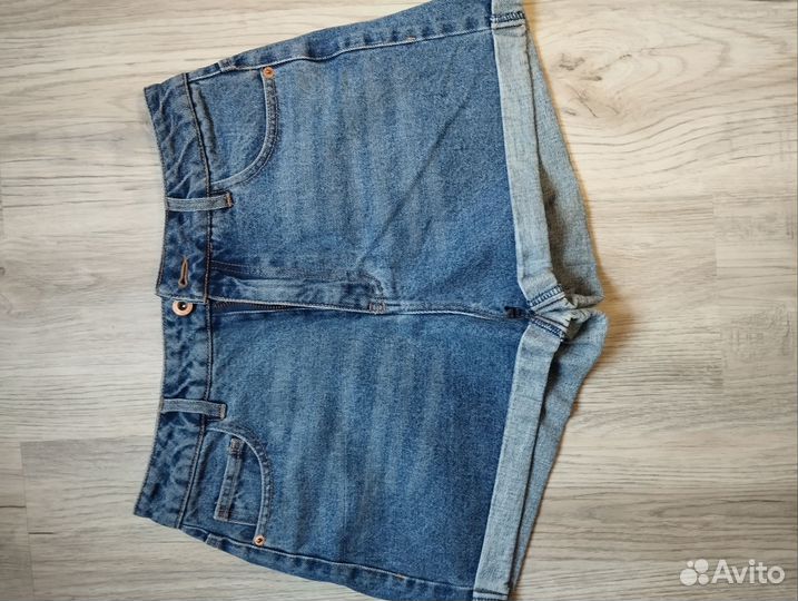 Джинсовые шорты