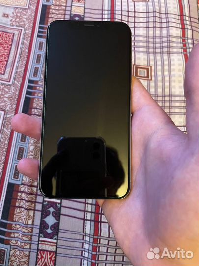 iPhone X, 64 ГБ
