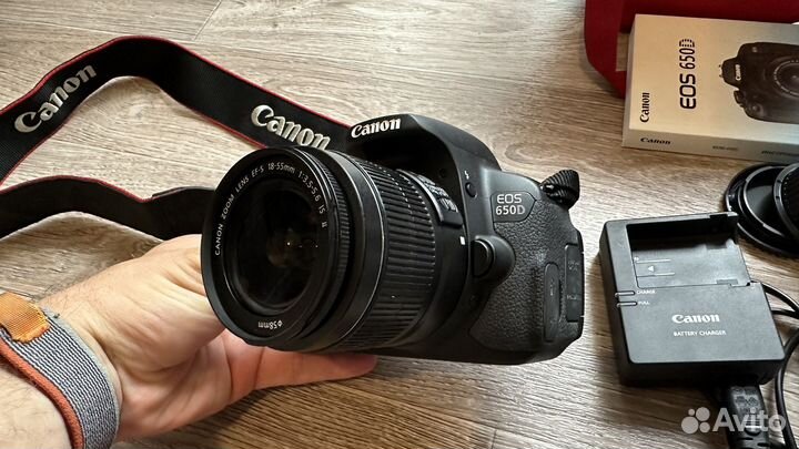 Продам фотоаппара Canon 650D