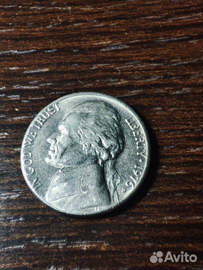 5 центов США 1976 брак смещение штемпеля на аверсе