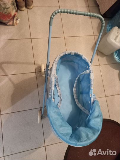 Коляска для кукол