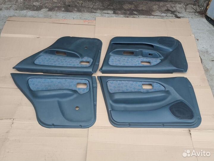 Дверные карты Nissan Almera N15 Ниссан Альмера н15