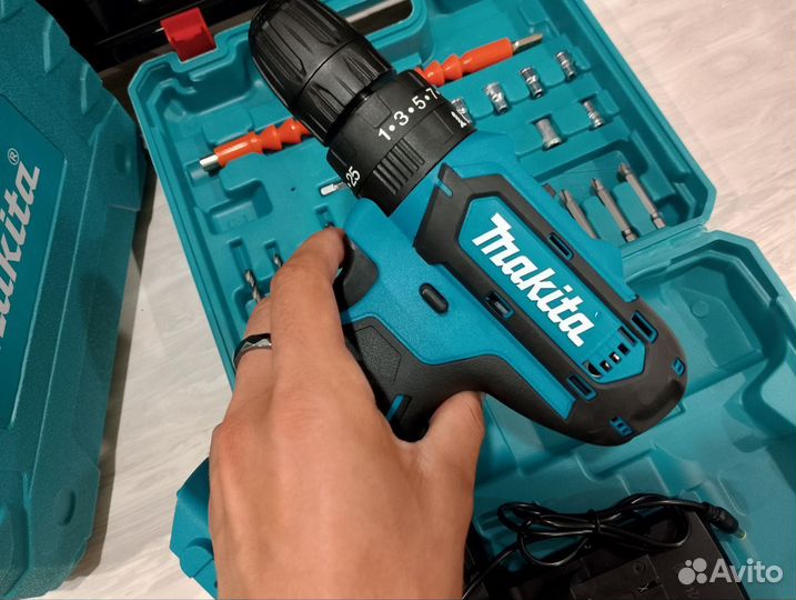 Дрель-Шуруповерт makita 18v новый, с гарантией