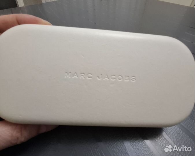 Солнцезащитные очки женские брендовые