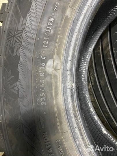 Continental VanContact Ice 235/65 R16