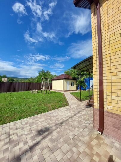 Дом 170 м² на участке 9,3 сот.