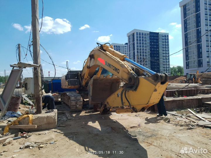 Услуги гусеничного экскаватора 330