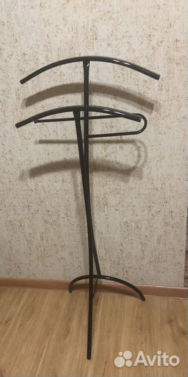 Вешалка напольная костюмная