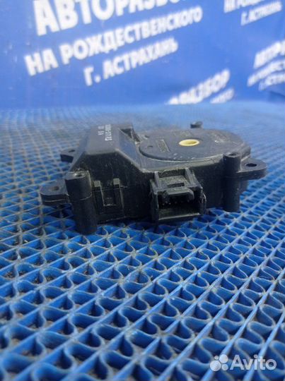 Моторчик заслонок отопителя Lexus Gs350 седан