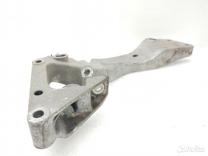 Кронштейн кпп Bmw 3-Series E90 3.0 2007