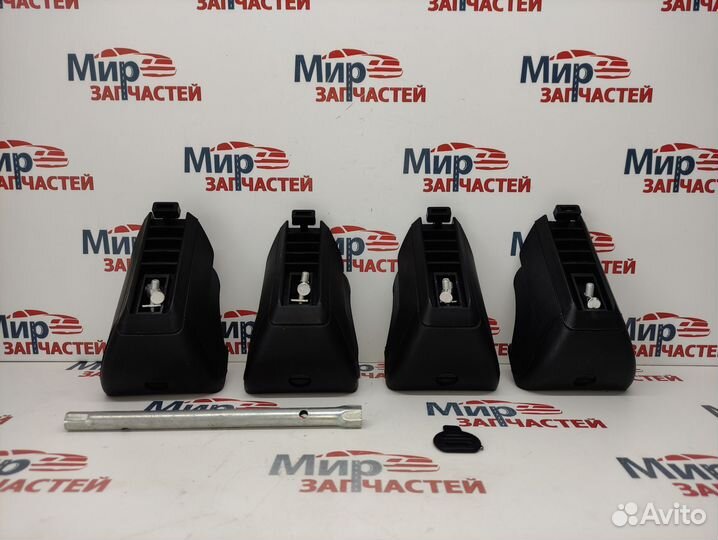 Крепеж багажника для автомобилей с рейлингами