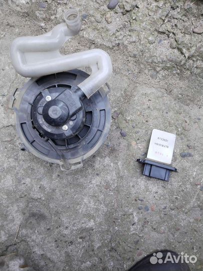 Мотор печки Мазда 3 2007г