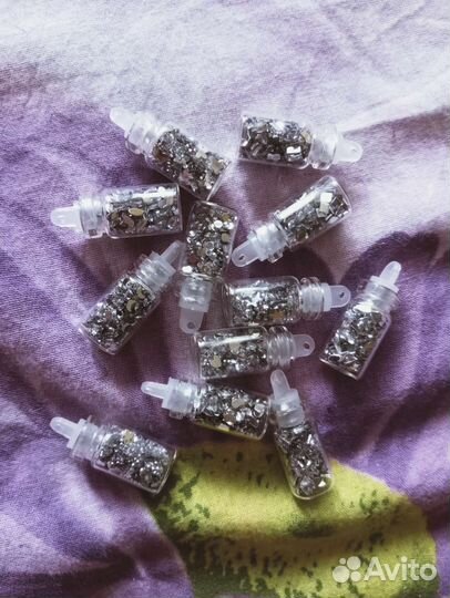 Для дизайна ногтей