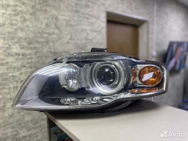 Фара левая ксенон в сборе Ауди А4 Б7 8Е