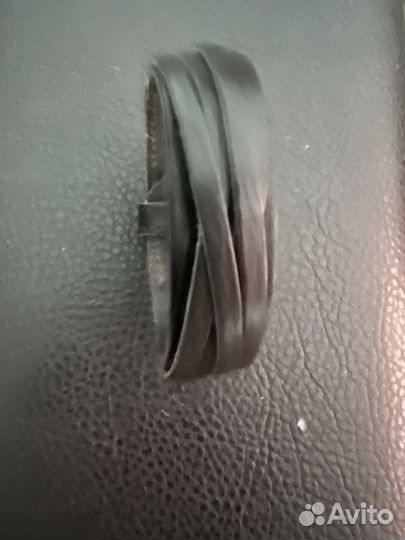 Кожаный браслет