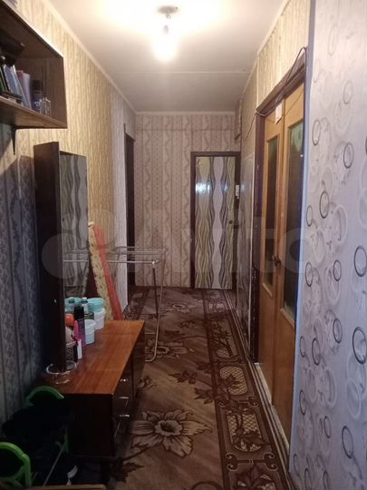 Комната 18 м² в 3-к., 3/9 эт.