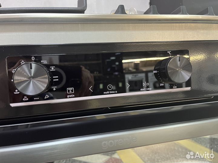 Духовой шкаф Gorenje BO6735E02BK